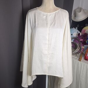 NA-KD Ivory Jacquard Poncho Top Flowy Cape Sleeve Size S Preowned
